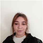 Contractuelle et éducatrice sportive